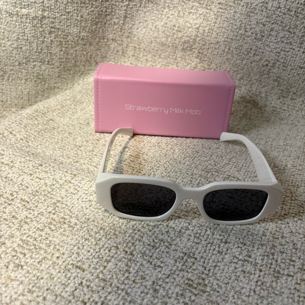 Strawberry Milk Mob “Georgia’s Frames” White Sunglasses - Picture 8 of 12